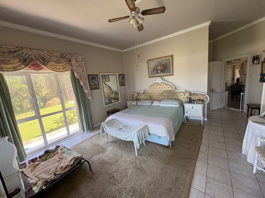 5 Bedroom Property for Sale in Gonubie Eastern Cape